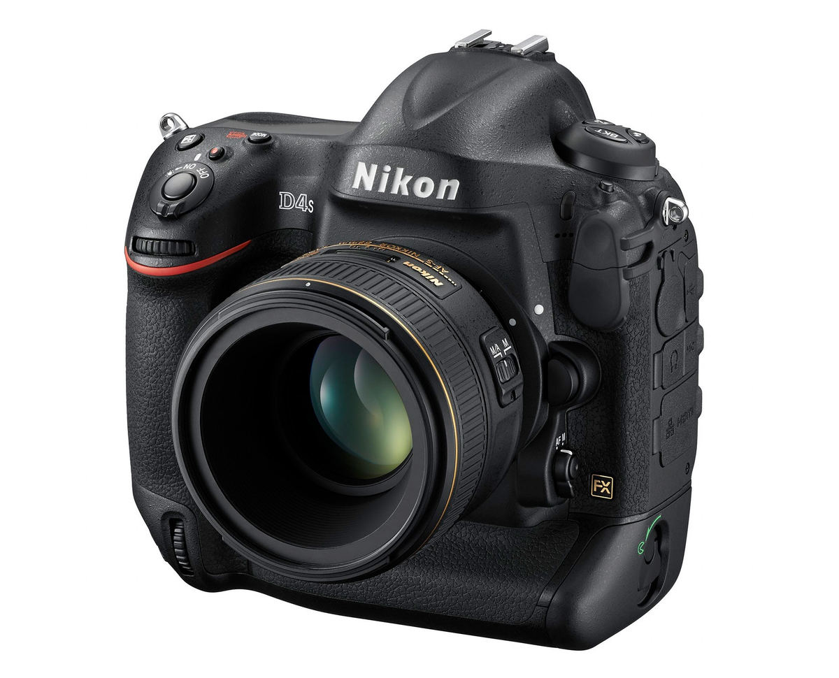 Nikon D4s